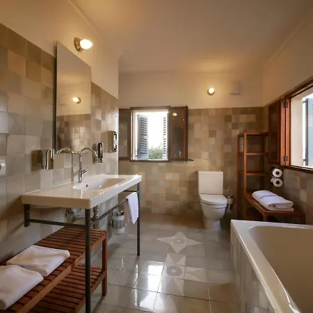 Hotel Es Picarol